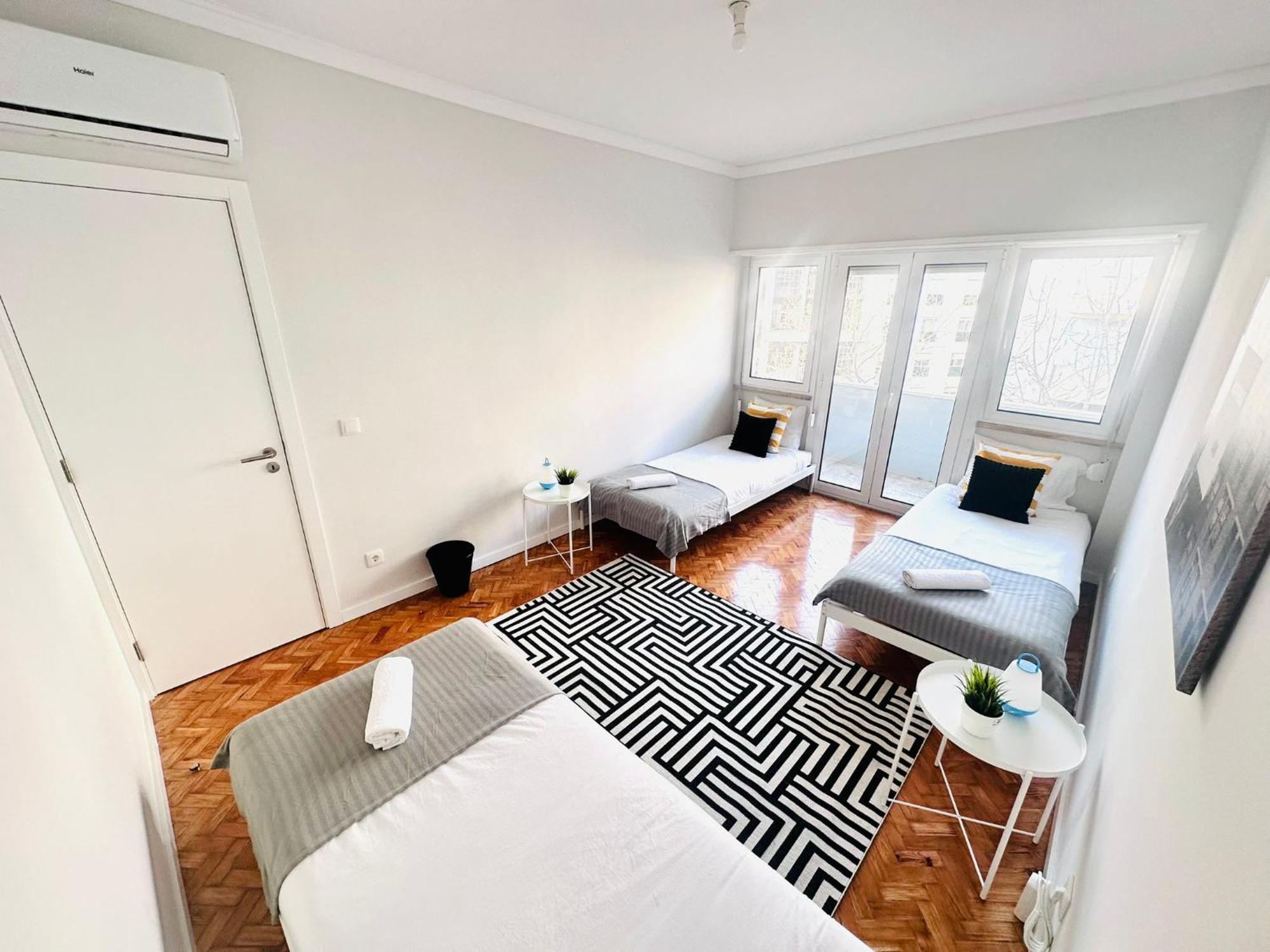 The Crespo House - No 2d - & * Lissabon